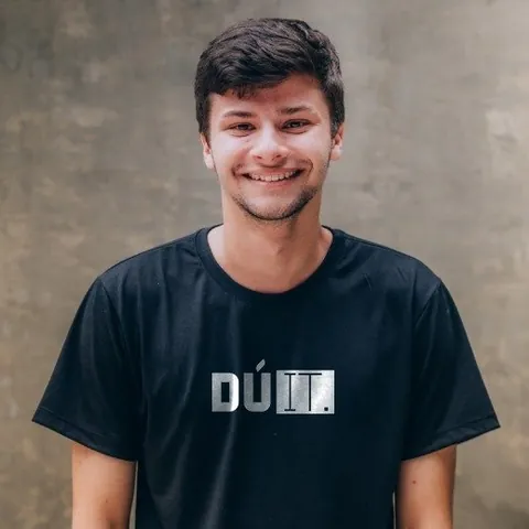 Juliano C. Felipe, desenvolvedor web da Dúit Marketing